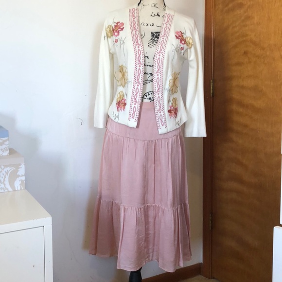 Banana Republic Pink Silk Skirt - Picture 2 of 8